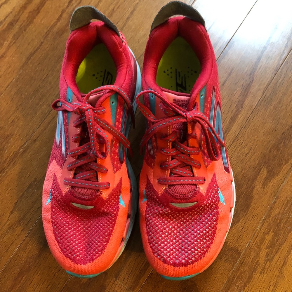 Skechers Walking Tennis Shoes